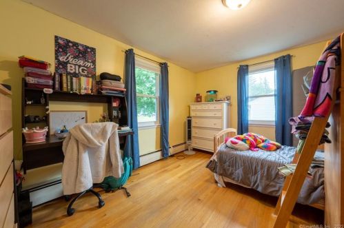 9 Pne Dr, Windsor CT 06095-3531 exterior