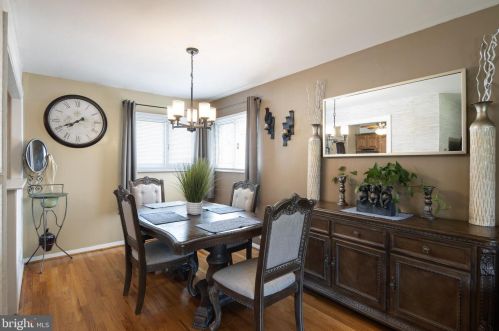 215 Ridgely Rd, Glen Burnie MD 21061-4513 exterior