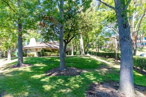 2540 Monterey Pl, Fullerton CA 92833-2033 exterior