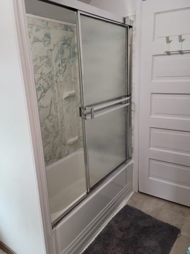 1816 Woodland Ave, Duluth MN 55803-2546 exterior