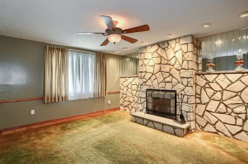 2771 Bergman St, Pittsburgh PA  15204-1901 exterior