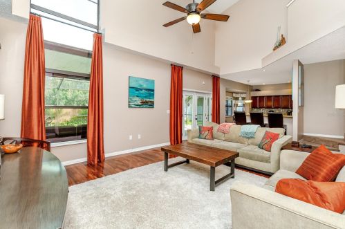 11322 Glenmont Dr, Tampa FL 33635-1533 exterior