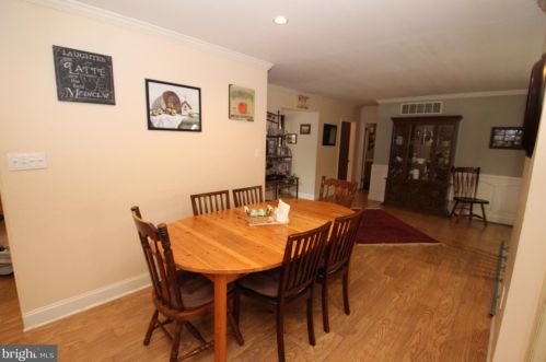 110 Ross St, Elkton MD  21921-6114 exterior