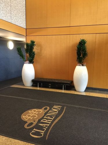 4343 Clarendon Ave, Chicago IL  60613-2698 exterior