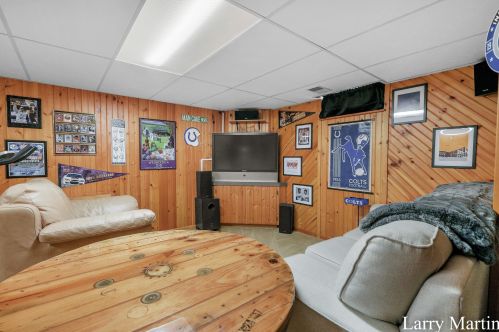 949 Floyd St, Wyoming MI  49509-0044 exterior