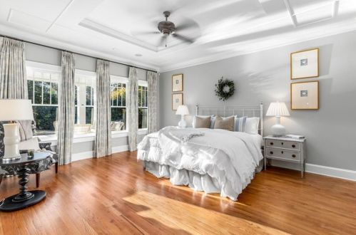 965 Grn St Cir, Gainesville GA 30501-2204 exterior