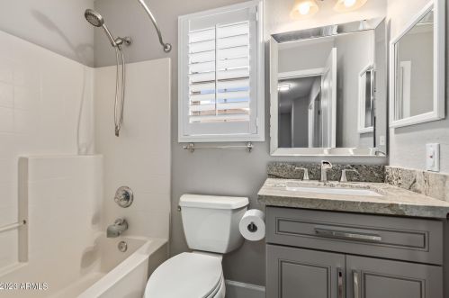 21844 40th Pl, Phoenix AZ  85050-7225 exterior