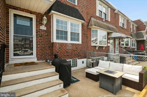 8615 Jackson St, Philadelphia PA  19136-2107 exterior