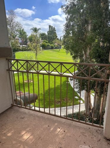 2479 Sunningdale Dr, Tustin CA 92782-0940 exterior