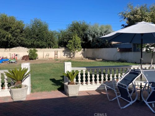 13928 Gardenland Ave, Bellflower CA 90706-6819 exterior