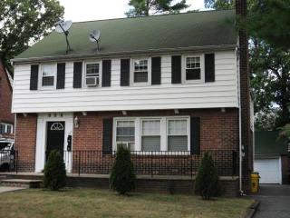 257 Winthrop Rd, Teaneck, NJ 07666-3044