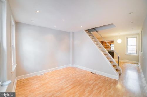 2403 Emerald St, Philadelphia PA  19125-1204 exterior