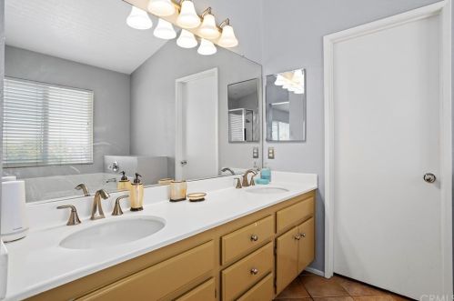 44601 Crestwood Cir, Temecula CA 92592-1837 exterior