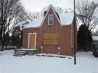 4821 University Pl, Detroit MI  48224-1425 exterior