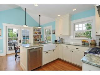 535 78th St, Seattle WA  98103-4705 exterior