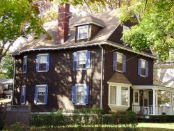 43 Bowdoin St, Newton, MA 02461-1452