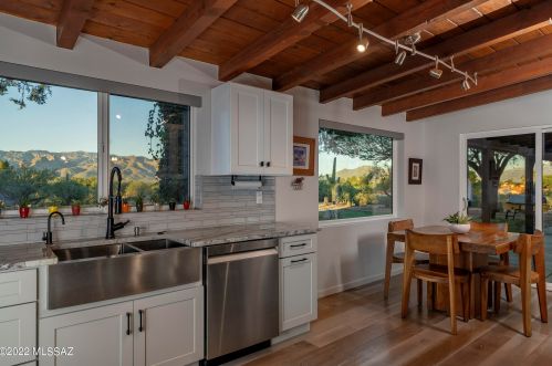 8305 Pima St, Tucson AZ  85715-5219 exterior