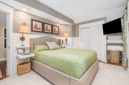 318 Academy St, Allegan MI 49010-1455 exterior