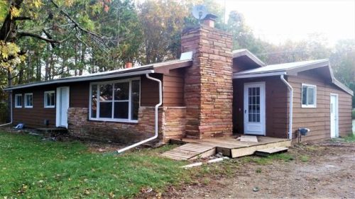 8238 Ravine Rd, Kalamazoo MI  49009-8890 exterior