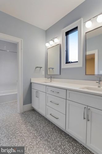 4700 25th St, Arlington VA  22207-3519 exterior