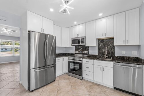 2400 5th Ave, Boca Raton FL  33431-7624 exterior