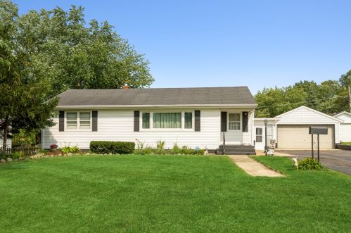 612 Algonquin St, Joliet, IL 60432-2162