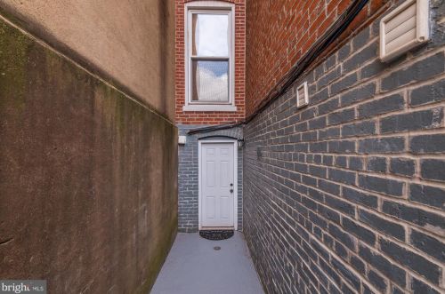 42 Quincy Pl, Washington DC 20001-1107 exterior