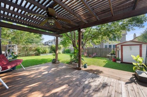 11200 Chatam Berry Ln, Austin TX 78748-3935 exterior