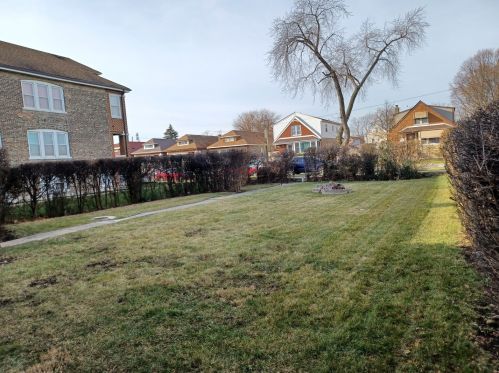 7303 Oakley Ave, Chicago IL 60636-3114 exterior