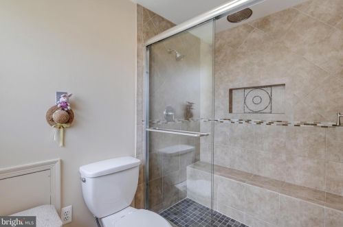 13824 Rippling Brk Dr, Silver Spring MD 20906-2302 exterior