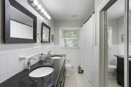 1861 Crestline Dr, Atlanta GA  30345-3871 exterior