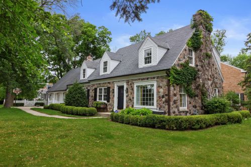 7306 Longacre Rd, Milwaukee, WI 53217-3503