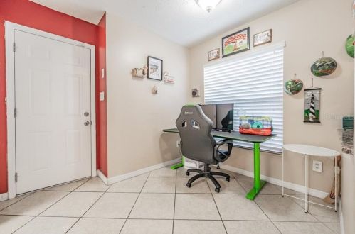 15806 Country Lk Dr, Tampa FL 33624-1539 exterior