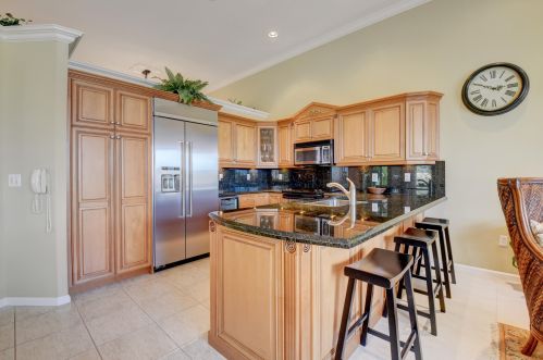 6947 Southport Dr, Boynton Beach FL 33472-6901 exterior