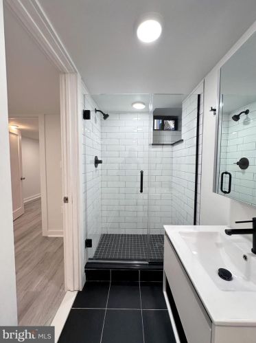 1639 Jackson St, Philadelphia PA 19145-3617 exterior