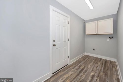 10402 Great Arbor Dr, Rockville MD  20854-4215 exterior