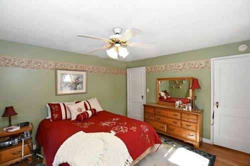 162 June St, Worcester MA 01602-3249 exterior