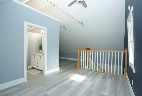 3237 Booth St, Milwaukee WI 53212-2135 exterior