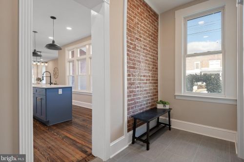 829 Shippen St, Lancaster PA  17602-2043 exterior