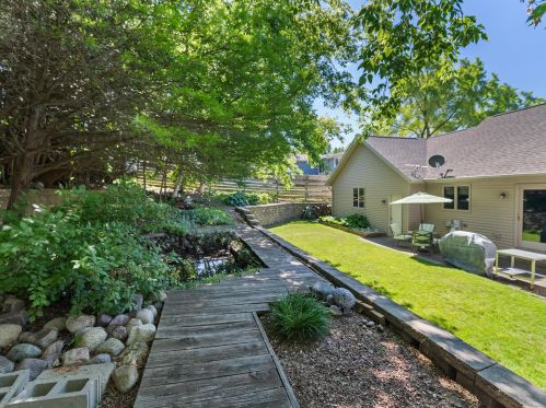 1220 Jackson St, Manitowoc WI 54220-6462 exterior