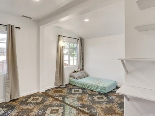 24 A St, Perris CA 92570-1962 exterior