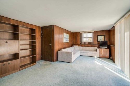 16 Dunford St, Huntington Station NY 11747-1312 exterior