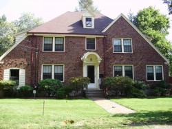 290 Dorset Rd, Newton, MA 02468-1429