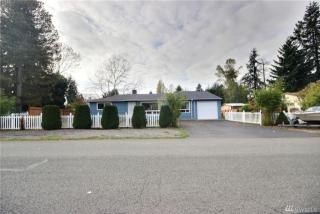 12011 2nd Ave, Seattle WA  98125-4722 exterior