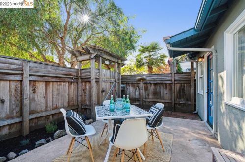 1231 Channing Way, Berkeley CA 94703-1616 exterior