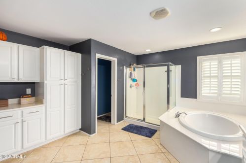 2320 Bowker St, Phoenix AZ 85040-3481 exterior