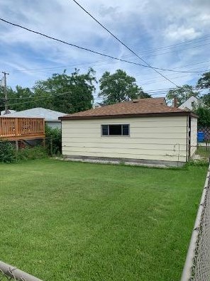 11119 Avenue, Chicago IL  60617-6944 exterior