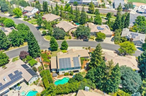 1258 Manning Dr, Folsom CA 95762-5845 exterior