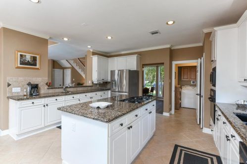 48 La Costa Dr, Montgomery TX 77356-5357 exterior