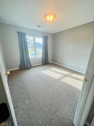 115 Northpointe Dr, Lithonia GA  31028-1447 exterior